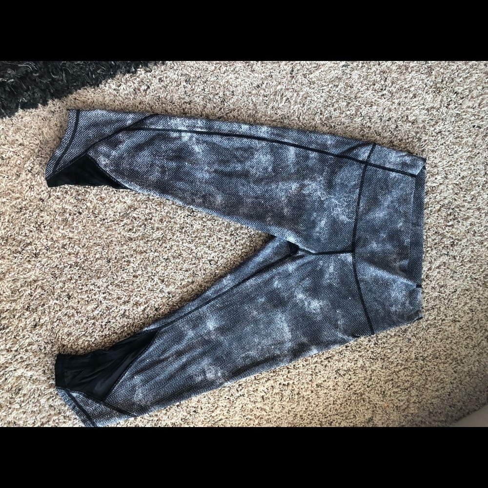Lululemon Capris